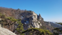용화산