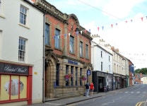 The Ulster Bank, Dromore (1) (C) Albert Bridge :: Geograph Britain and Ireland The Ulster Bank, Dromore (1) (C) Albert Bridge