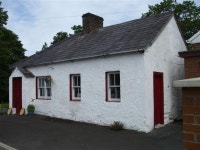 Mina Curries Cottage, Omagh (C) Kenneth  Allen :: Geograph Britain and Ireland Mina Curries Cottage, Omagh (C) Kenneth  Allen