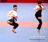 [AG포토] 태권도 품세 강민성 화끈하다 : 스포츠조선