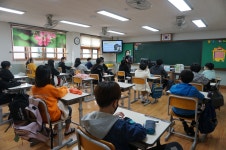 갤러리<학교마당<연수초등학교 연수초등학교