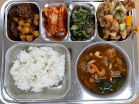 경일고등학교 홈페이지  > 학교소식 > 급식실급식메뉴