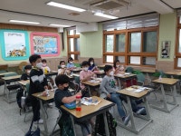 영어교실<방과후학교 프로그램<방과후학교<청량초등학교 청량초등학교
