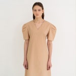 [노타] mono puff long dress_beige - 주식회사 서울쇼룸 [노타] mono puff long dress_beige