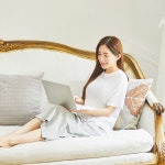 [유어즈샵] 베이직 썸머 티셔츠 - 주식회사 서울쇼룸 [유어즈샵] 베이직 썸머 티셔츠