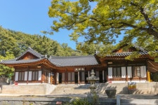 성북동 길상사, 이루지 못한 사랑 이야기가 깃든 사찰