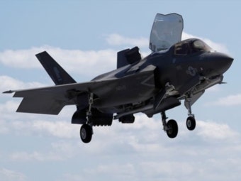 [단독] 'F-35' 40대 추가 구입…20대는 수직이착륙 경항모용