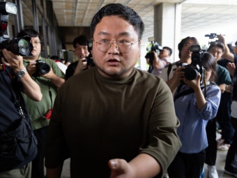 '쯔양 사건' 인과응보…구제역 구속영장→前남친 변호사 해고→카라큘라 은퇴
