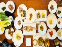 눈이 즐거운 매화, 입이 즐거운 매실... 봄 입맛 돋우는 순천한상