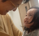 아빠는닭쟁이내막내딸떡볶이 | 한석준, 붕어빵 딸 사빈과 눈맞춤+딸바보 미소 “아빠는 내 꺼” | 일요신문 한석준, 붕어빵 딸 사빈과 눈맞춤+딸바보 미소 “아빠는 내 꺼”