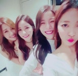 라이프/할인쿠폰/만남,모임,친구 > 연예통신 > 연예계 핫이슈 > 내용보기 > 그룹 하나 꾸려봐?..루나·정은지·에일리·솔라 미녀 4총사