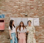 02화 북아현동 카페에는 취미를 탐험하는 3명의 친구가 있다