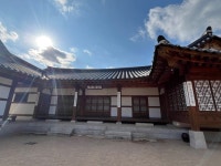 수로왕릉, 조용히 걷다