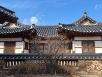 수로왕릉, 조용히 걷다