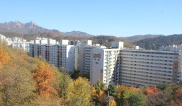 04화 가을, 풍림1차아파트 앞마당 북한산 자락길 단풍 풍경