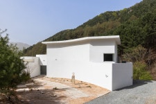 Our Undisturbed Space : 오유원