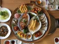 입이 쩍 벌어지는 <바다황제>의 황제물회&해신탕