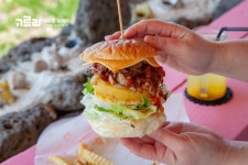 우도 맛집 <피노키오> 수제버거·흑돼지 스테이크 꿀맛♬