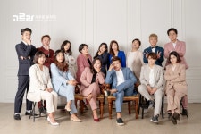 고르라가 3주년을 맞았어요! 기념 사진전&플리마켓 개최