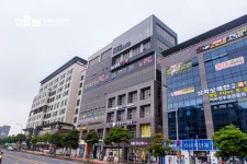 게임의 날이 밝았다! 제주 삼화지구 <리벨PC방>
