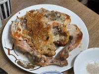 전기구이 찹쌀통닭 보유국에 살고 있습니다.