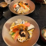 화려한 바라즈시를 맛볼 수 있는 후쿠즈시