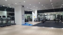 회사 건물에 헬스장이 생겼다