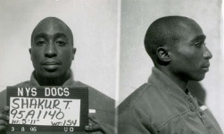 투팍은 25살에 죽었다.