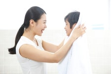 온 가족이 쓰는 욕실, 트렌디하게 인테리어 하자