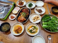 30년 맛집, 60탄-부산서면 야우보쌈김치