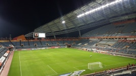 여섯 번째 외출 : 추억 속 놀이터, 축구장