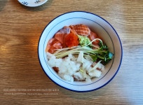 유명한 식당의 밥 한 끼