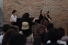 춤추는 피아니스트, 이화정