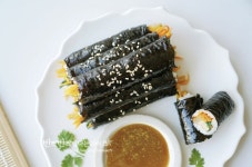 자꾸만 손이가는 마약김밥 레시피