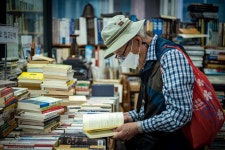 06_On Reading