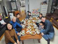 명절 보내고, 일 나가고 싶은데, 도서관에 나왔다