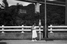 04화 정류장에서 기다리며