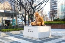 봄에 걸은 이야기.