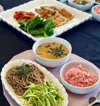 추운 봄날의 순두부굴덮밥