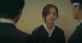 아무것도 괜찮지 않지만, 우리는 버틸 수 있다고