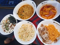 요즘 꽤 고퀄이라는 PC방 음식 근황......jpg - 인스티즈(instiz) 이슈 카테고리 요즘 꽤 고퀄이라는 PC방 음식 근황......jpg