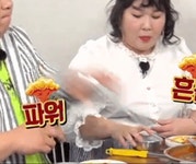 더쿠 - 쇠똥구리 출신 개그맨.gif