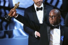 ‘문라이트’ 소수자들에게도 삶은 늘 그곳에 있었다 | 1boon ‘문라이트’ 소수자들에게도 삶은 늘 그곳에 있었다