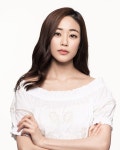 배우 김효진, 유럽 프리미엄 유모차 퀴니(Quinny) 광고모델 발탁