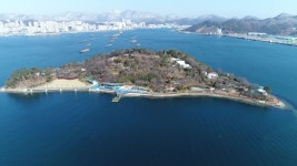 황금 돼지 해에 재조명받는 돼지 섬 돝섬 - kakaoTV 황금 돼지 해에 재조명받는 돼지 섬 돝섬