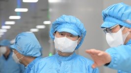 확진자 폭증에 감기약 품귀 심화.. 공장 24시간 돌려도 수급 못 맞춰 - kakaoTV 확진자 폭증에 감기약 품귀 심화.. 공장 24시간 돌려도 수급... 