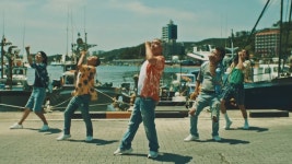 갈매기 춤으로 돌아온 나훈아…유튜브도 접수했다! [상클 라이프] - kakaoTV 갈매기 춤으로 돌아온 나훈아…유튜브도 접수했다! [상클 라이프]