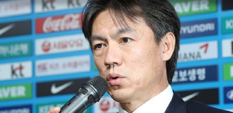 ＂축협 명예회복 위해 노력＂ 홍명보, 전무이사 업무 시작 - kakaoTV ＂축협 명예회복 위해 노력＂ 홍명보, 전무이사 업무 시작