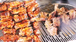 일주일 3톤 소진! 불 맛의 진수 ‘가마솥 장작구이’ - kakaoTV 일주일 3톤 소진! 불 맛의 진수 ‘가마솥 장작구이’