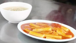 ‘인생 분식’ 30년 세월, 변하지 않는 진심 ‘떡볶이’ - kakaoTV ‘인생 분식’ 30년 세월, 변하지 않는 진심 ‘떡볶이’